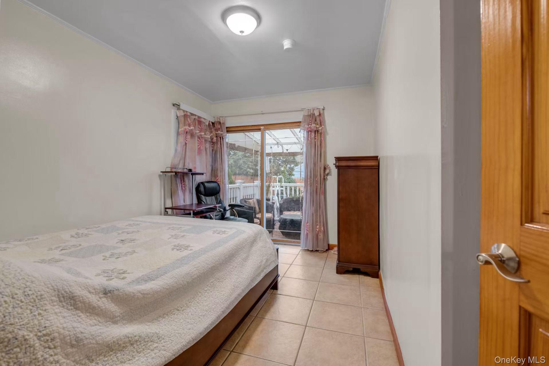 #10 photo, 50-20 228th Street, Oakland Gardens , NY 11364