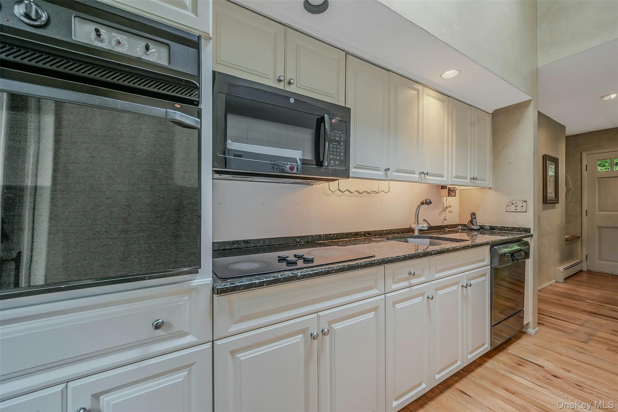 #10 photo, 98 Eatons Neck Road, サフォーク郡 Northport , NY 11768