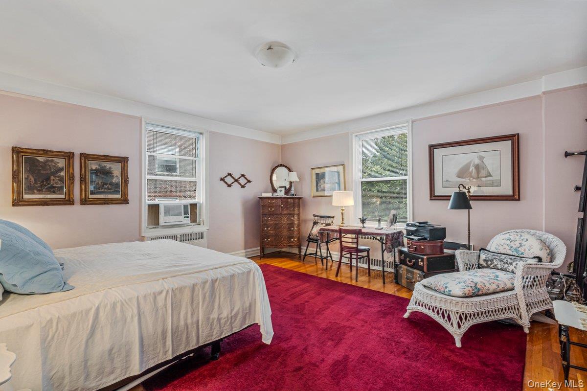 #10 photo, 111-15 75th Avenue, Forest Hills , NY 11375