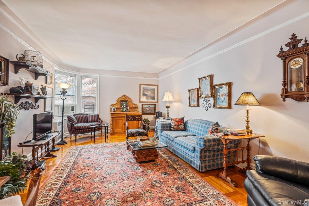 #6 photo, 111-15 75th Avenue, Forest Hills , NY 11375