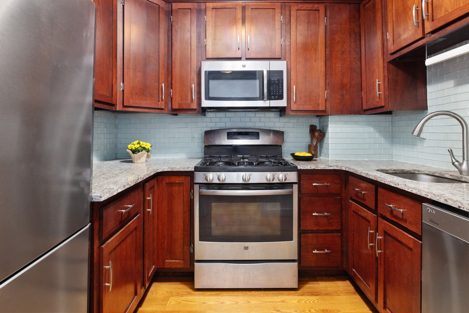 #5 photo, 444 E 75TH Street, マンハッタン Lenox Hill , NY 10021