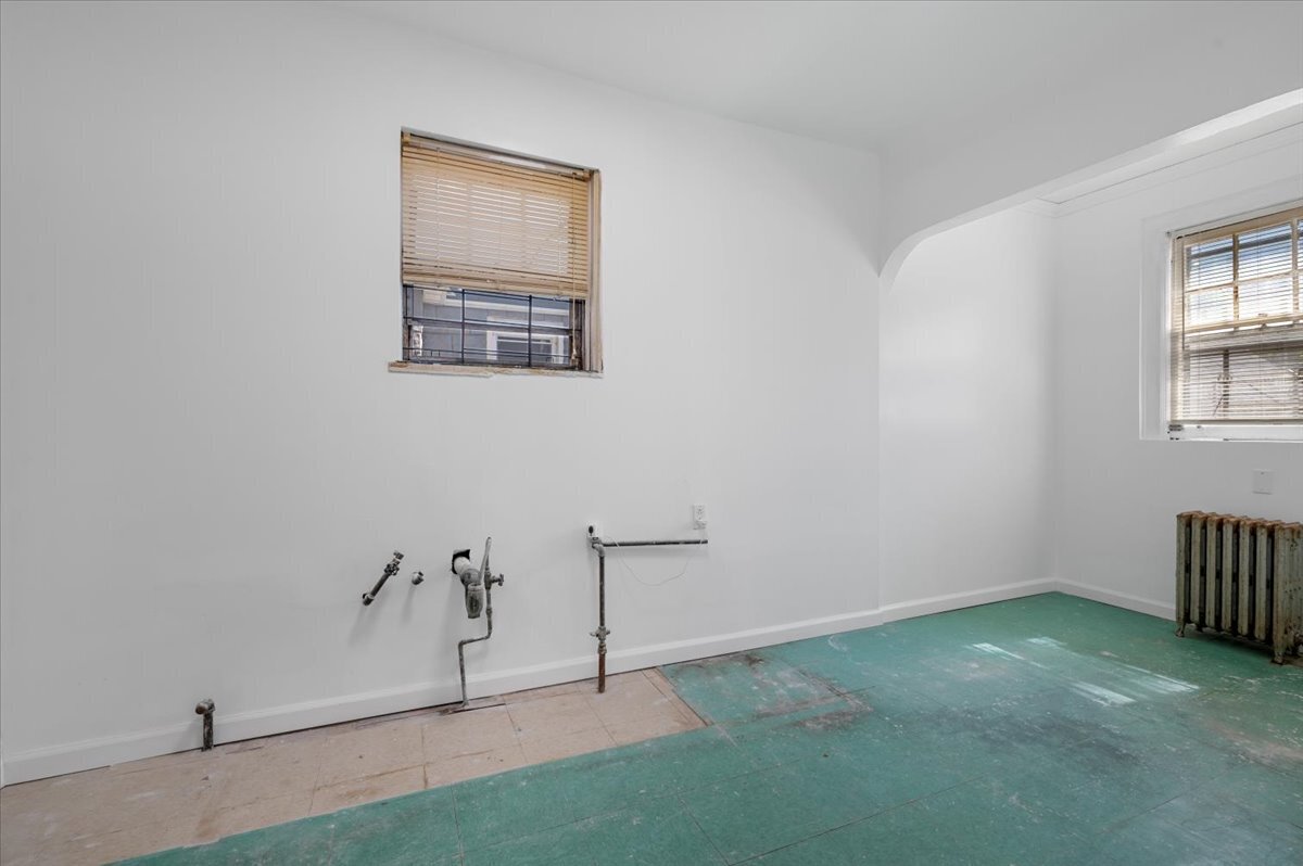 #13 photo, 147-44 84th Drive, Briarwood , NY 11435