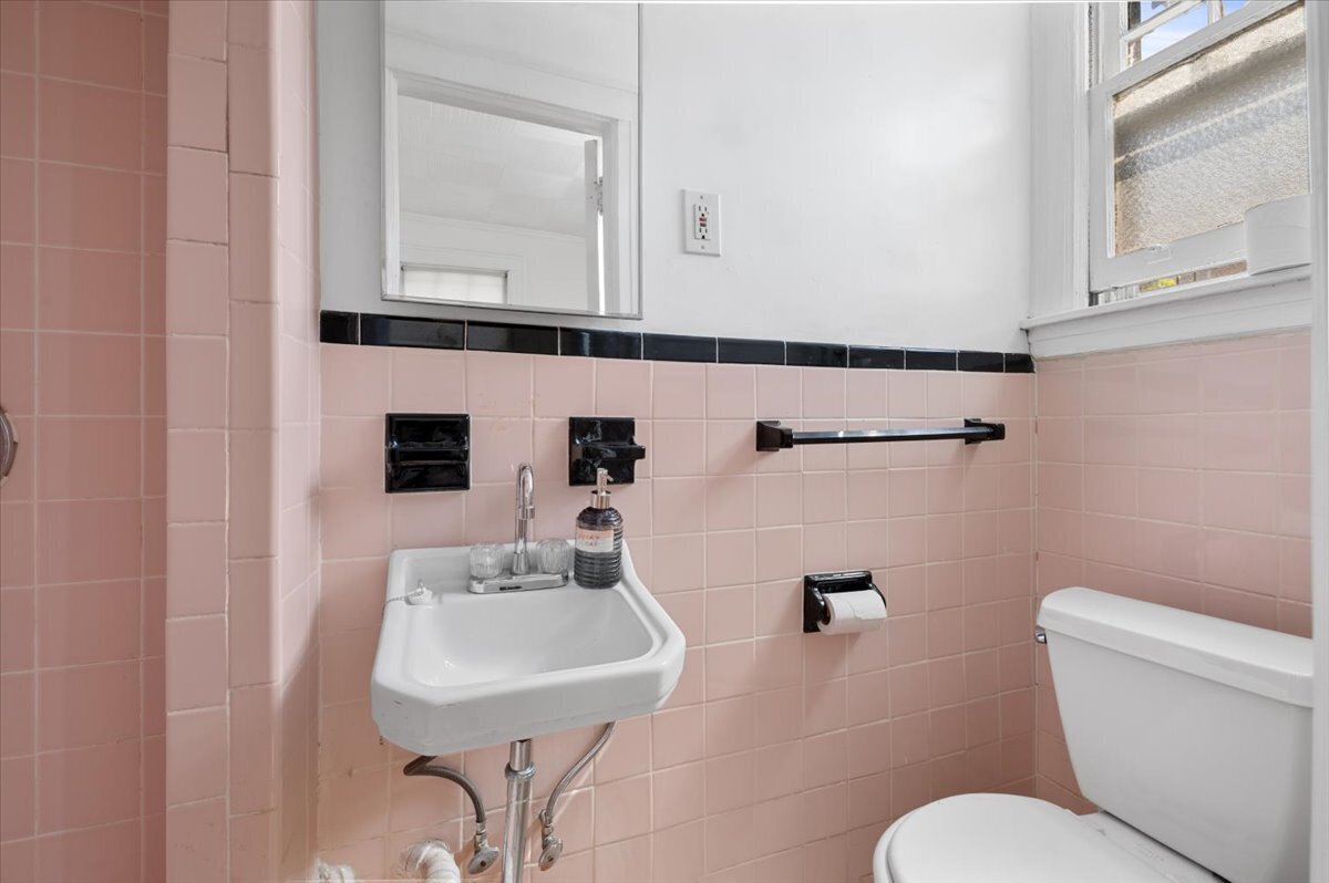 #15 photo, 147-44 84th Drive, Briarwood , NY 11435