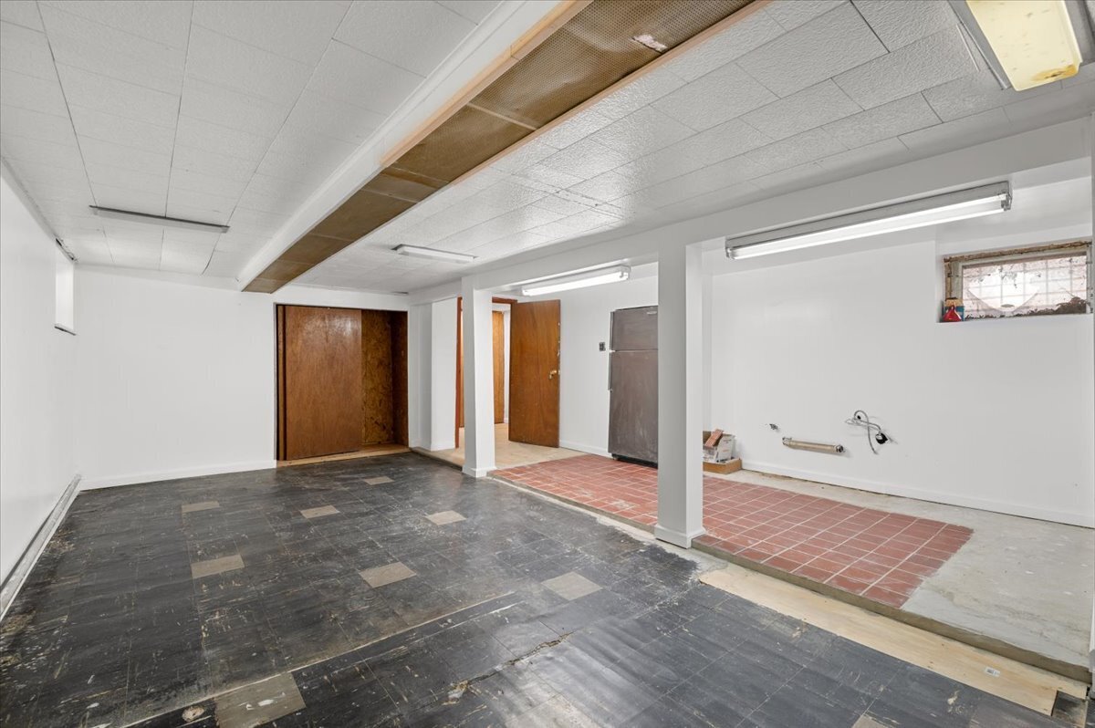 #21 photo, 147-44 84th Drive, Briarwood , NY 11435