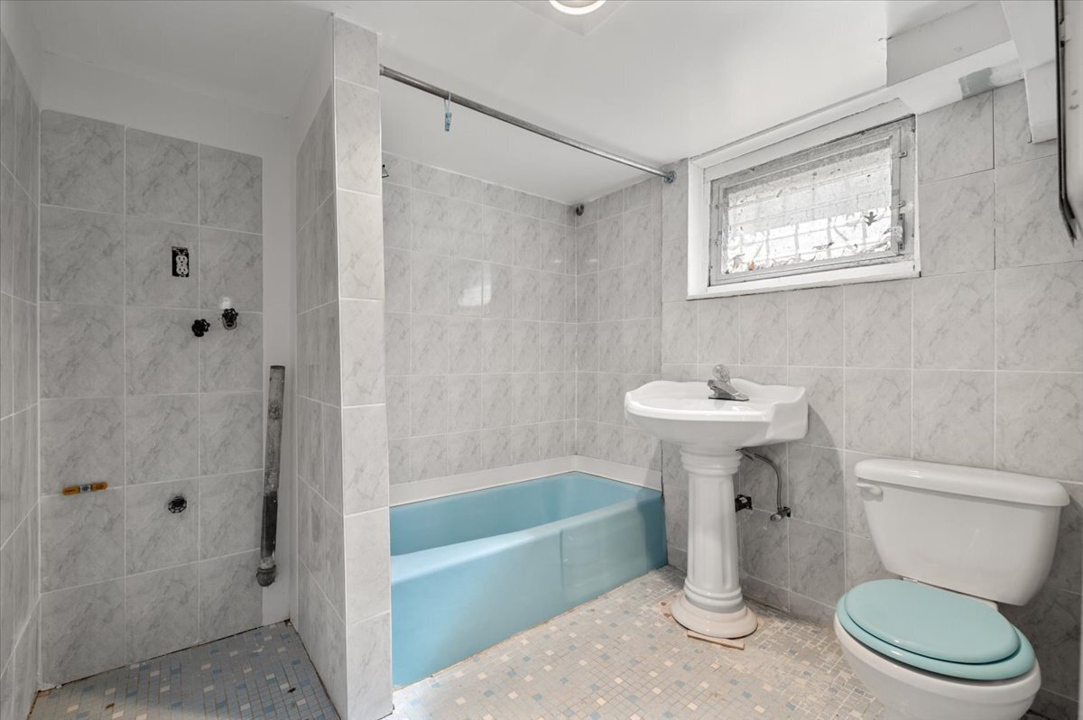 #22 photo, 147-44 84th Drive, Briarwood , NY 11435