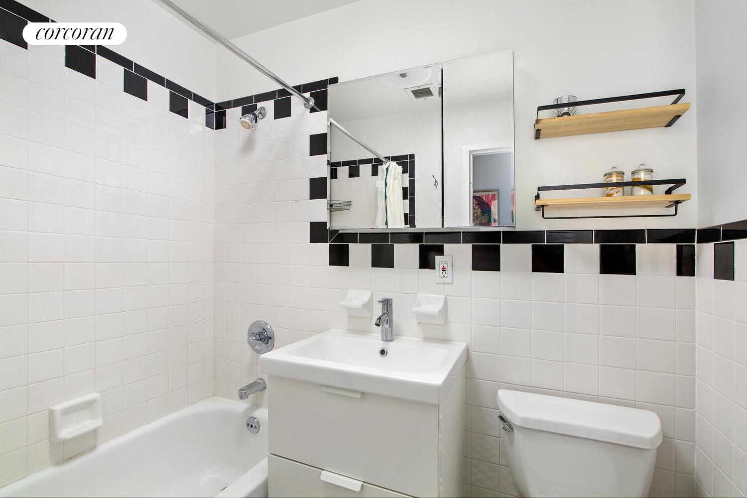 #7 photo, 714 SACKETT Street, ブルックリン区 Park Slope , NY 11217