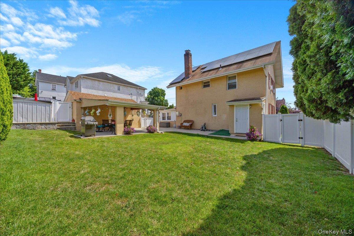 #20 photo, 629 Hillside Avenue, Mamaroneck , NY 10543