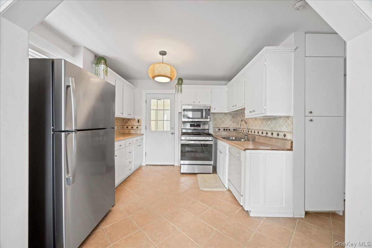 #5 photo, 629 Hillside Avenue, Mamaroneck , NY 10543