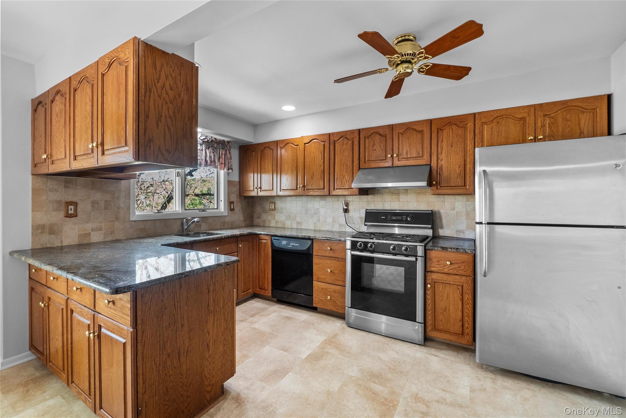 #17 photo, 515 Mountainview Avenue, Valley Cottage , NY 10989