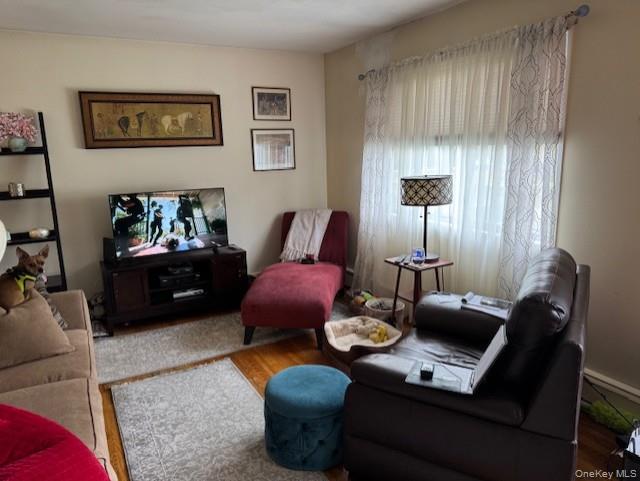 #4 photo, 3 River Road, Hyde Park , NY 12538