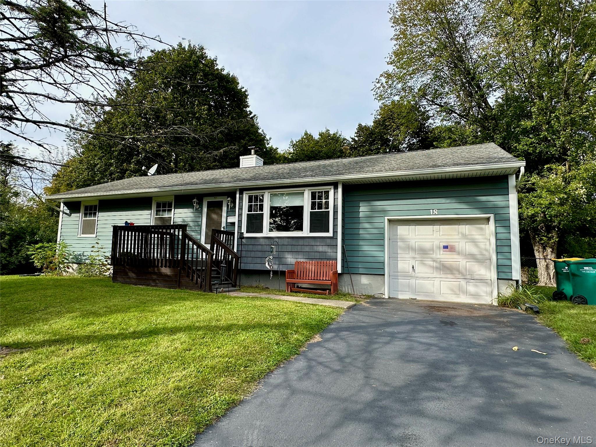 #3 photo, 18 Cambridge Drive, Red Hook , NY 12571