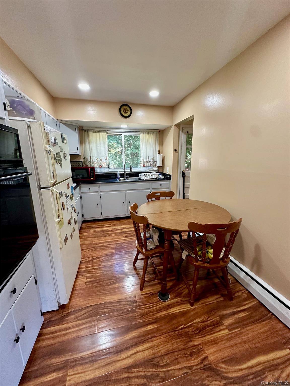 #8 photo, 18 Cambridge Drive, Red Hook , NY 12571