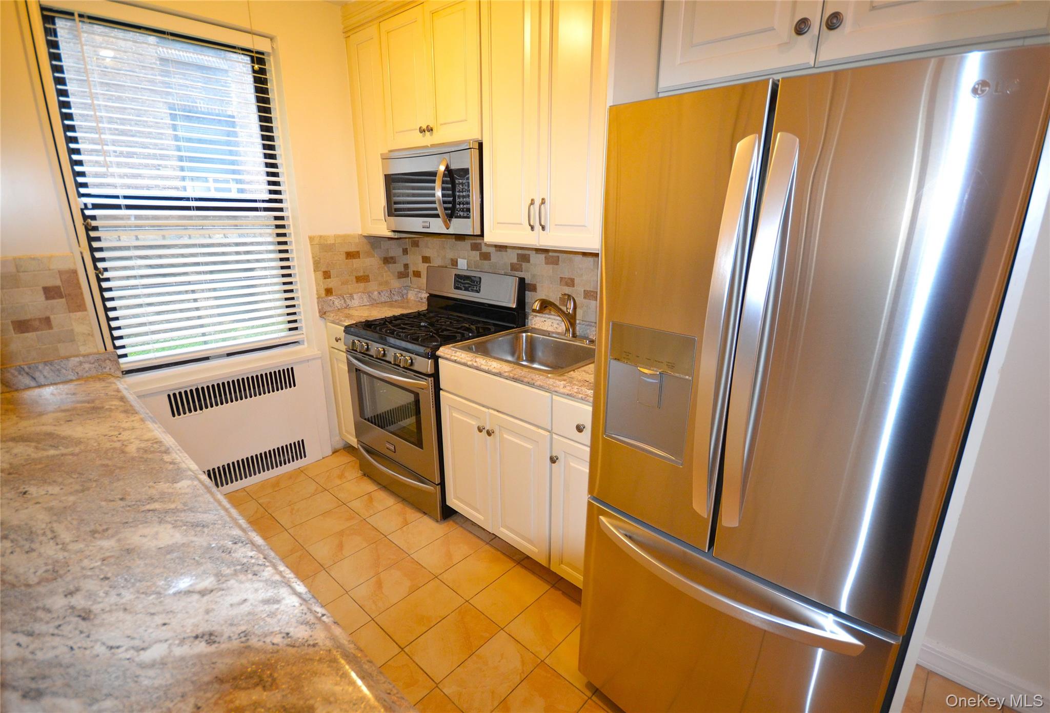 #2 photo, 210 Martine Avenue, White Plains , NY 10601