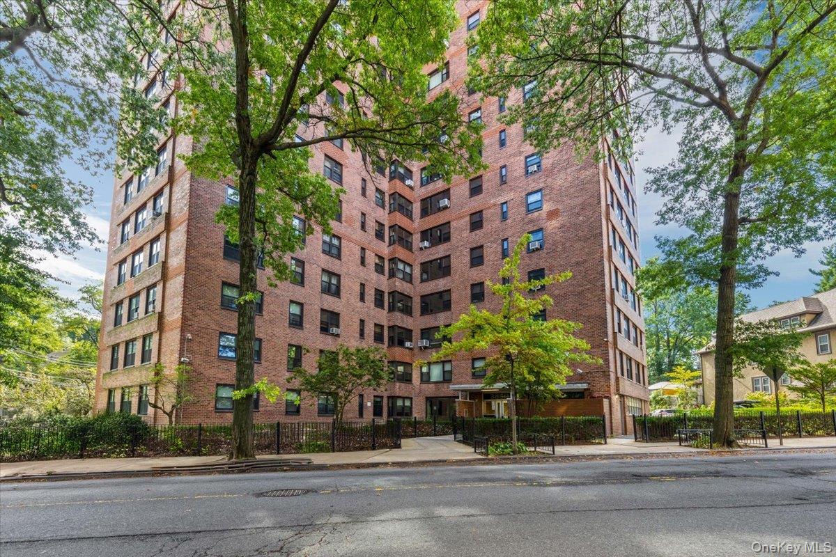 #1 photo, 3850 SEDGWICK Avenue, Bronx , NY 10463