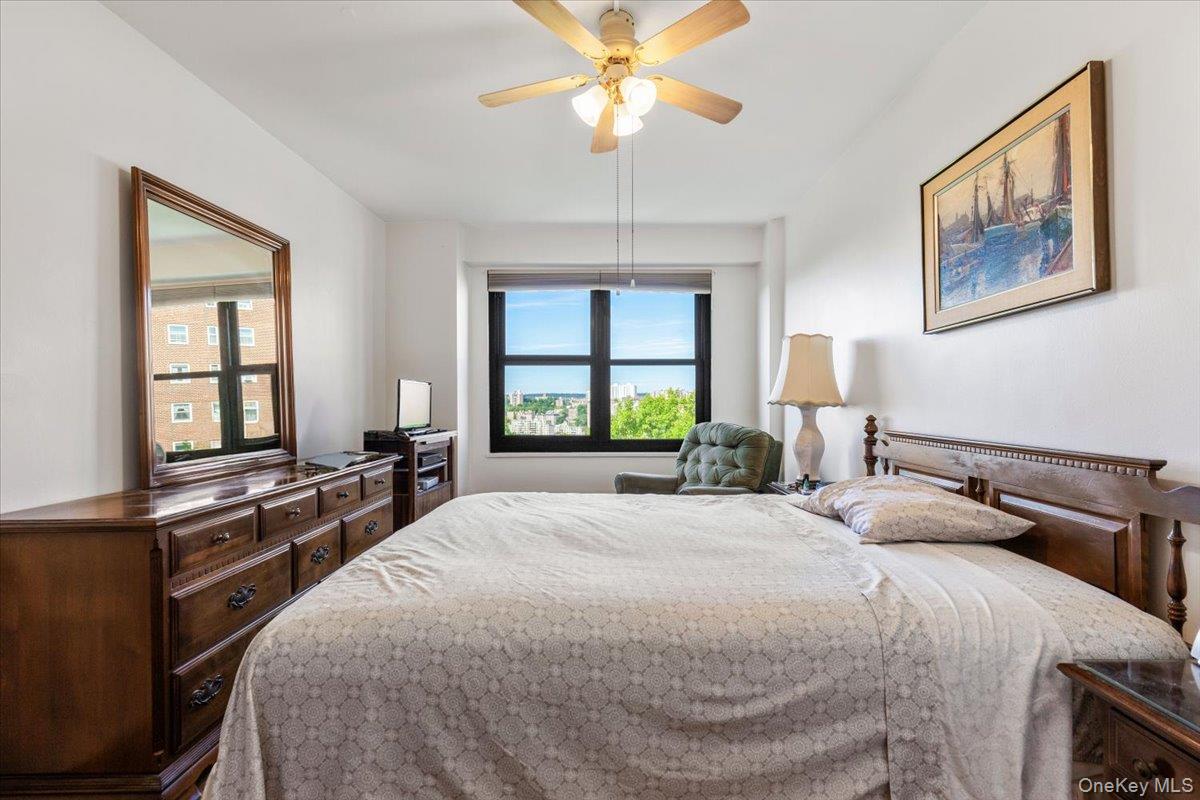 #12 photo, 3850 SEDGWICK Avenue, Bronx , NY 10463