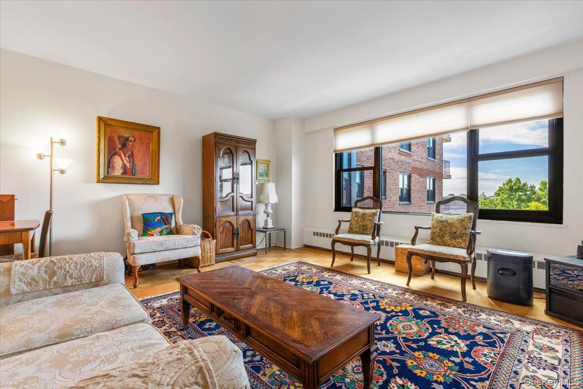 #6 photo, 3850 SEDGWICK Avenue, Bronx , NY 10463