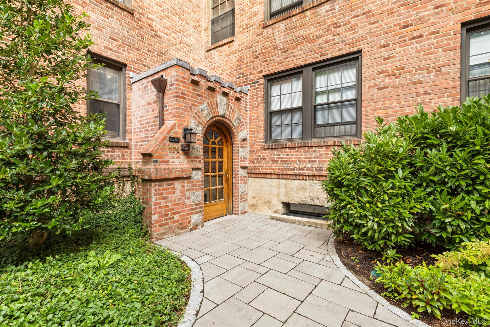 #3 photo, 174 Garth Road, Scarsdale , NY 10583