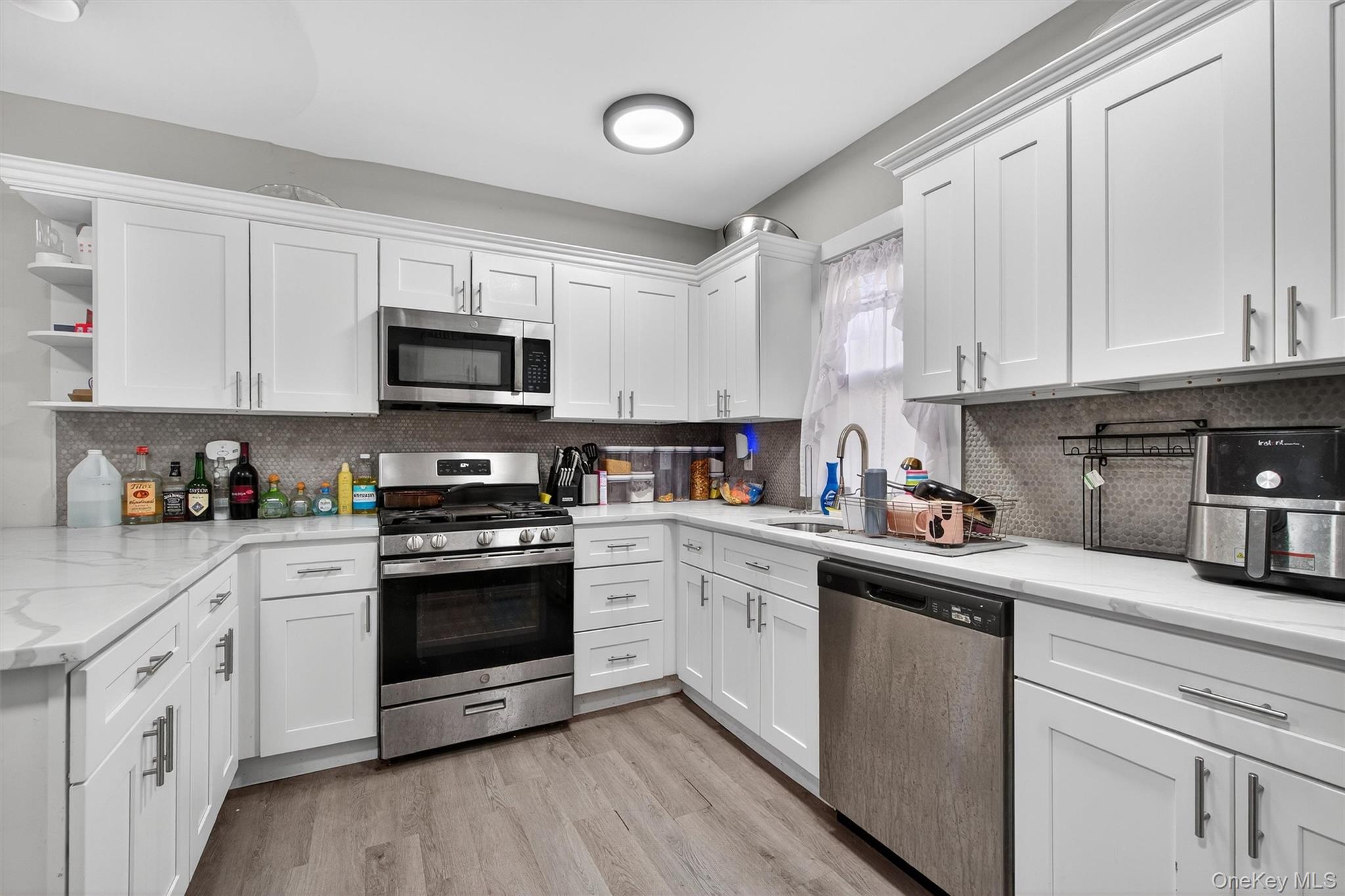 #4 photo, 21 Crotty Avenue, Yonkers , NY 10704