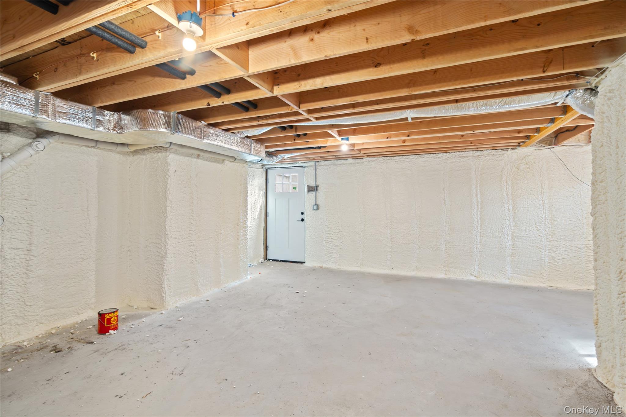 #20 photo, 10 Beth Lane, Plainview , NY 11803