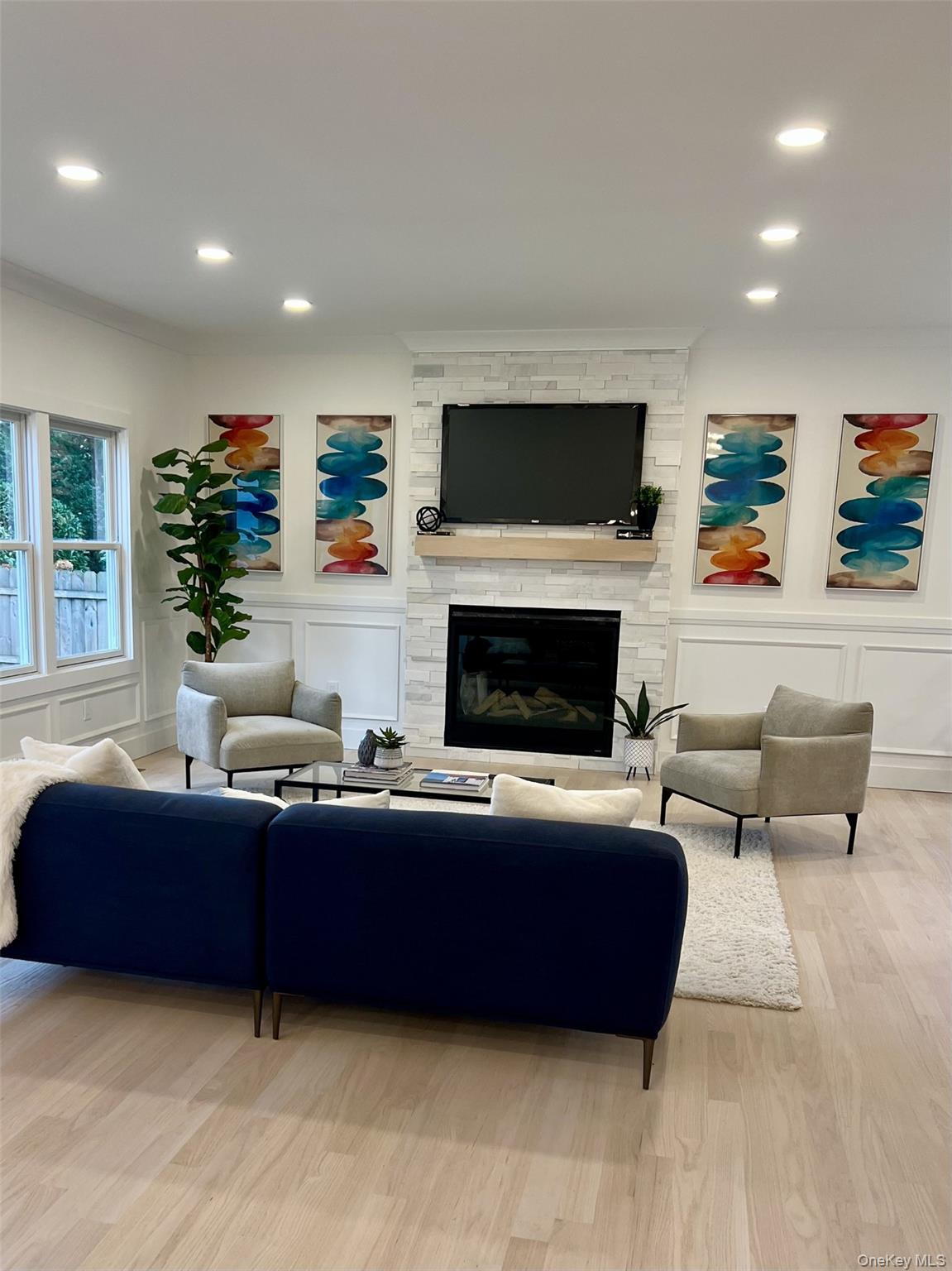 #5 photo, 10 Beth Lane, Plainview , NY 11803