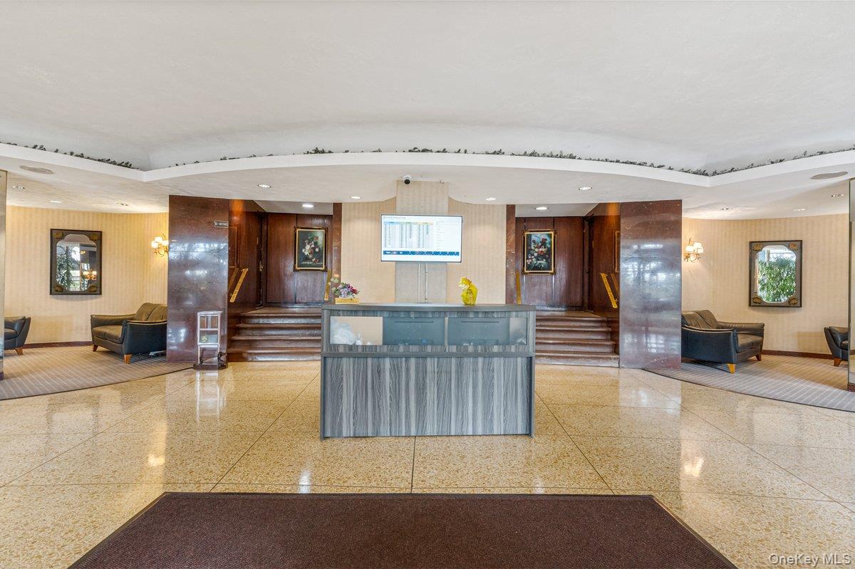 #2 photo, 61-20 Grand Central Parkway, クイーンズ区 Forest Hills , NY 11375