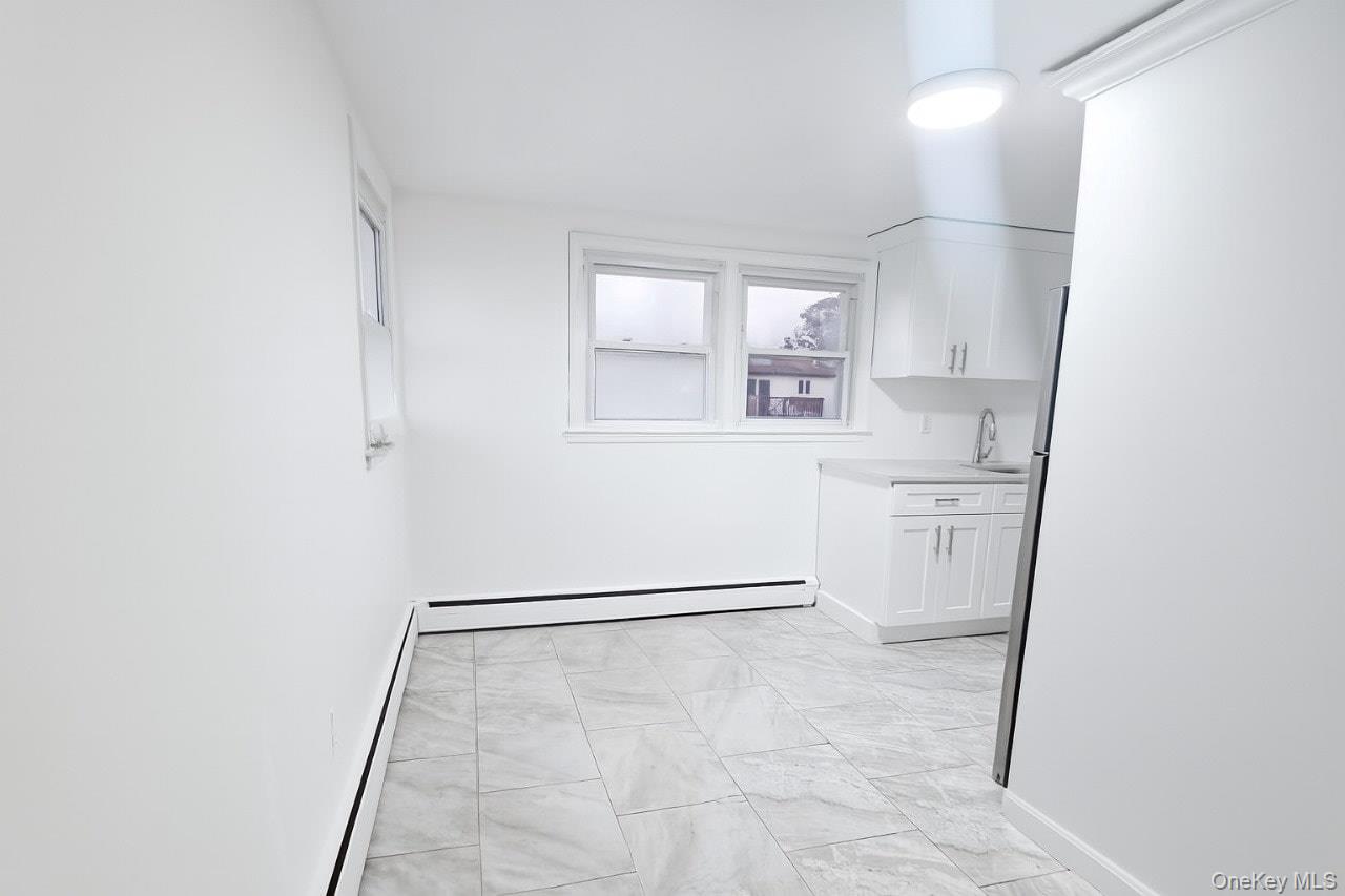 #1 photo, 308 40th Street, سوفولك Lindenhurst , NY 11757