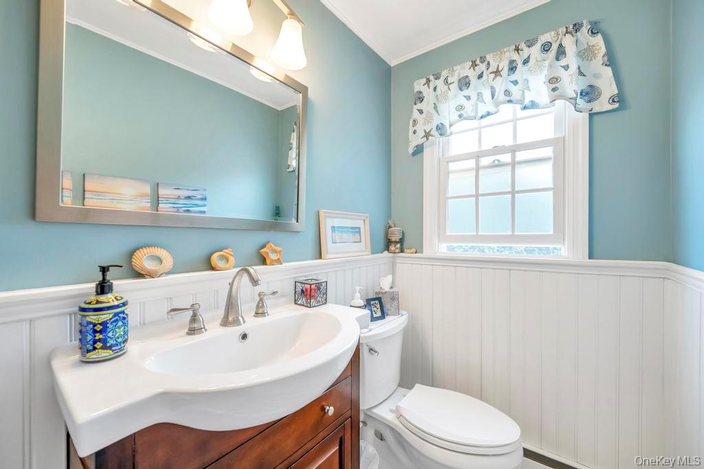 #14 photo, 375 Ocean Avenue, Islip , NY 11751