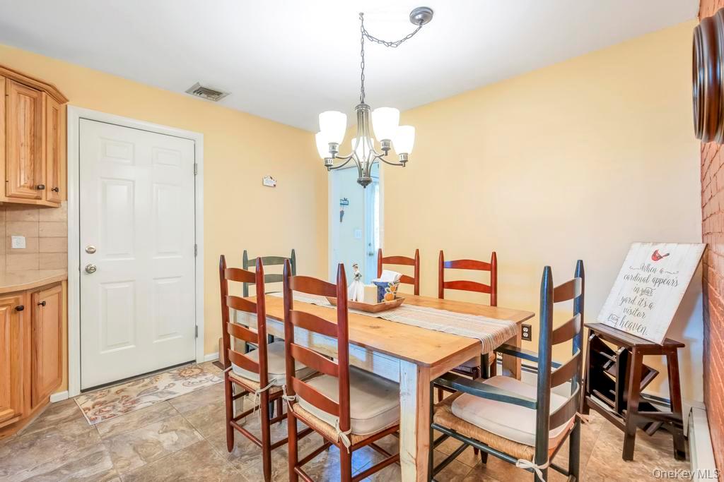 #5 photo, 375 Ocean Avenue, Islip , NY 11751