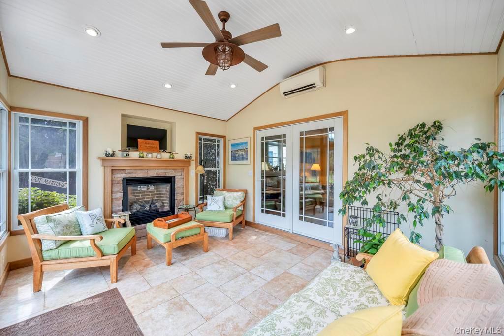 #9 photo, 375 Ocean Avenue, Islip , NY 11751