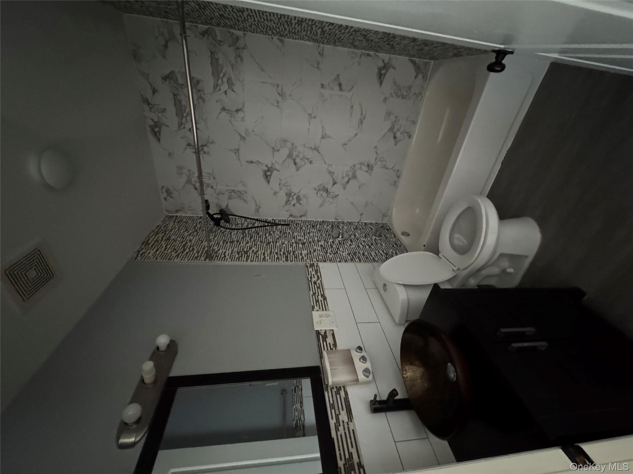 #5 photo, 13814 Brookville Boulevard, Rosedale , NY 11422