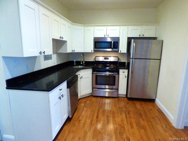 #4 photo, 2554 35th Street, Astoria , NY 11103