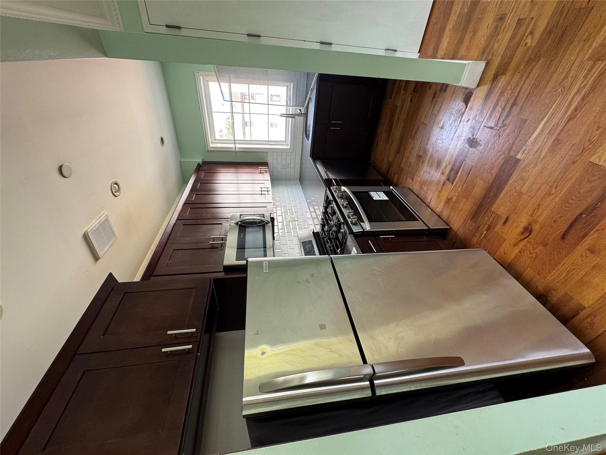 #2 photo, 13814 Brookville Boulevard, Rosedale , NY 11422