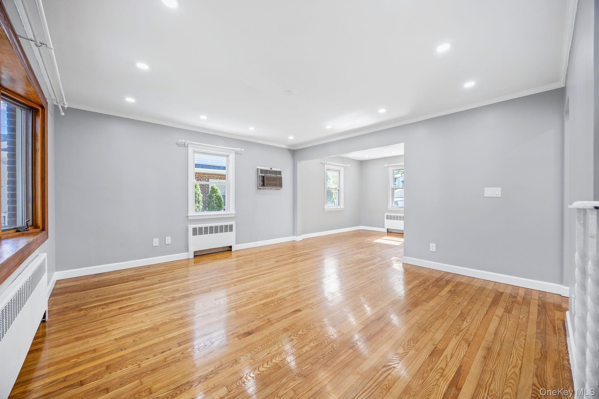 #4 photo, 111 N 7th Street, New Hyde Park , NY 11040