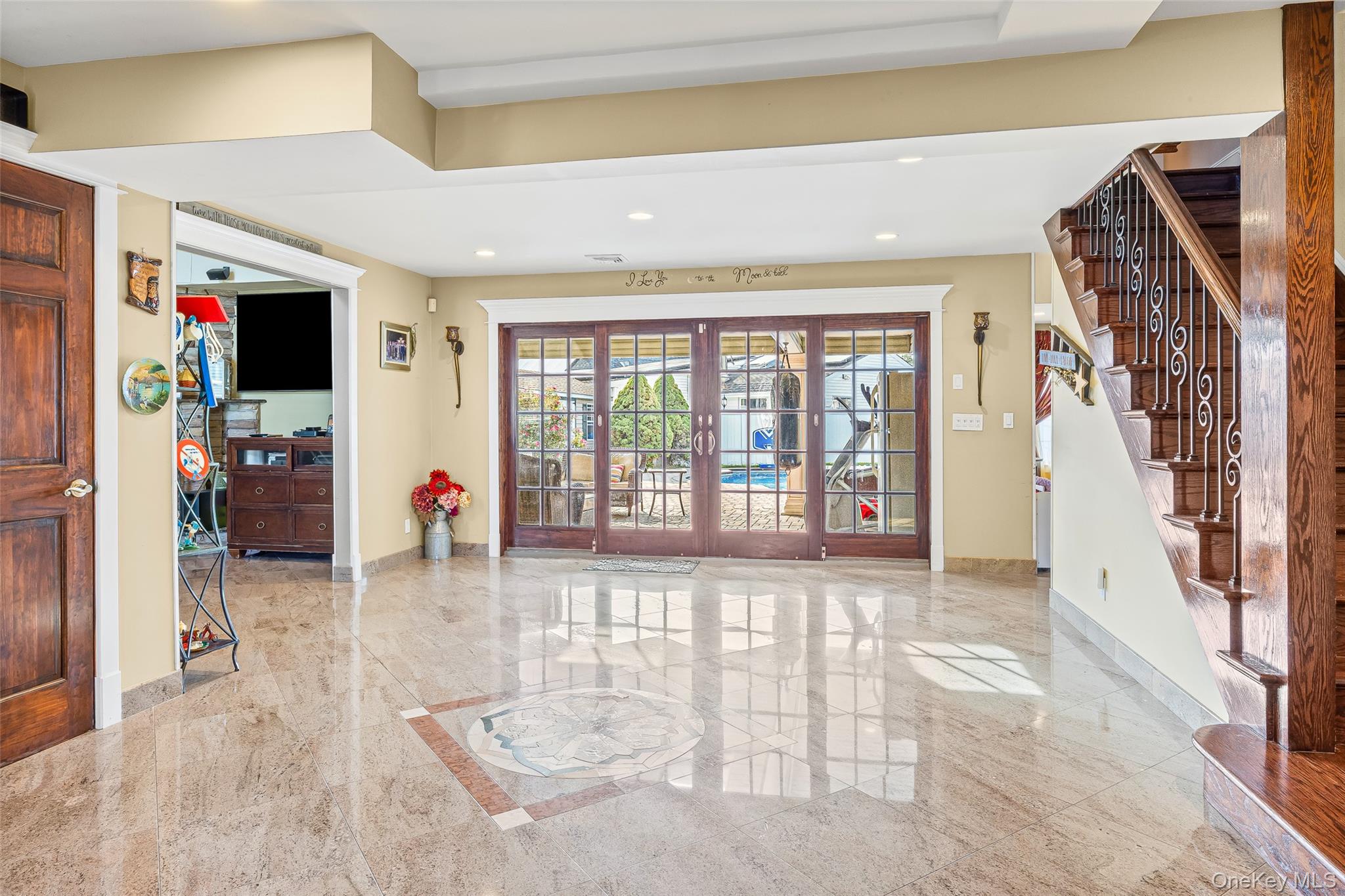 #6 photo, 71 Swing Lane, Levittown , NY 11756