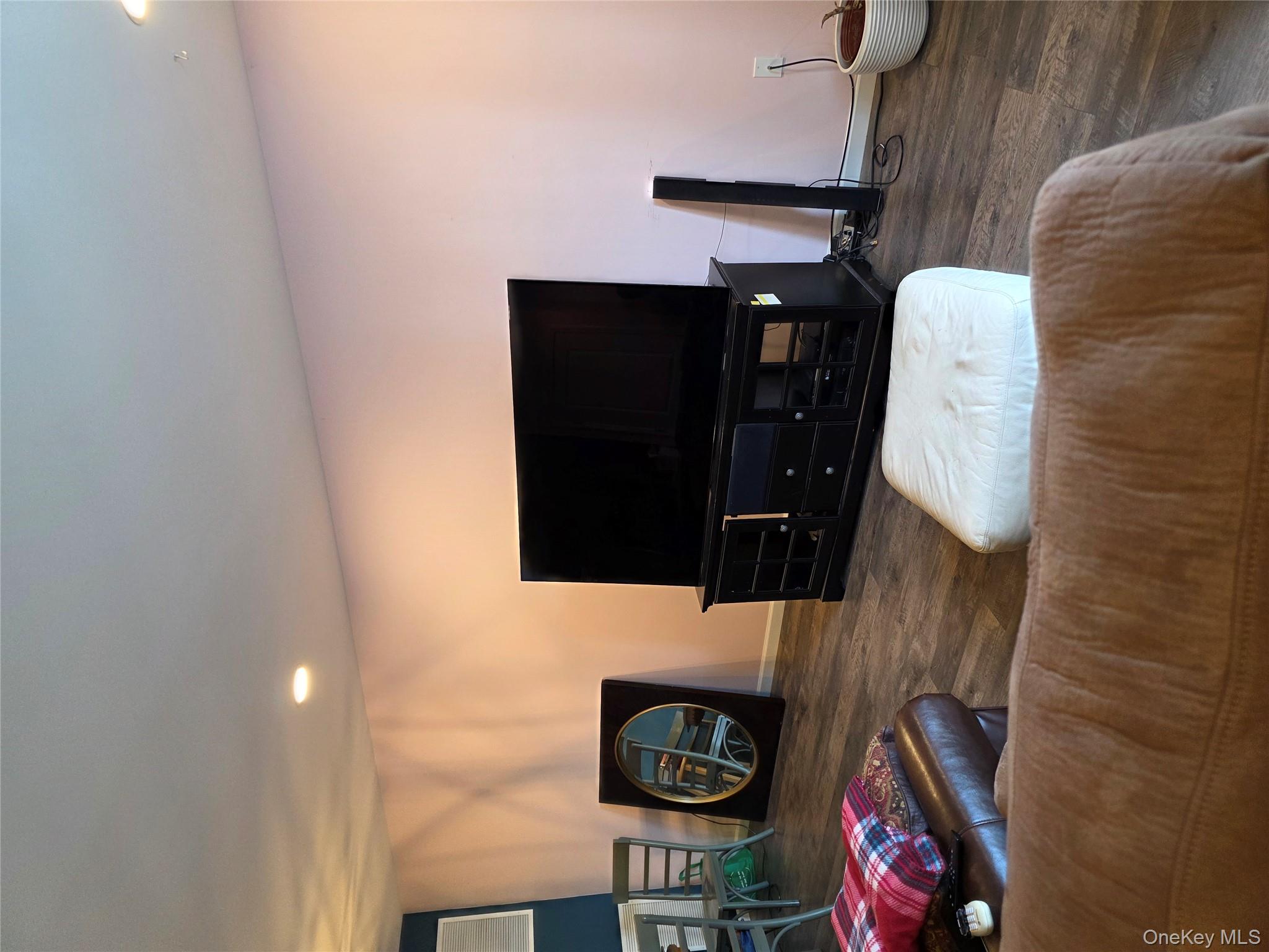 #9 photo, 115 Weatherby Lane, Central Islip , NY 11722