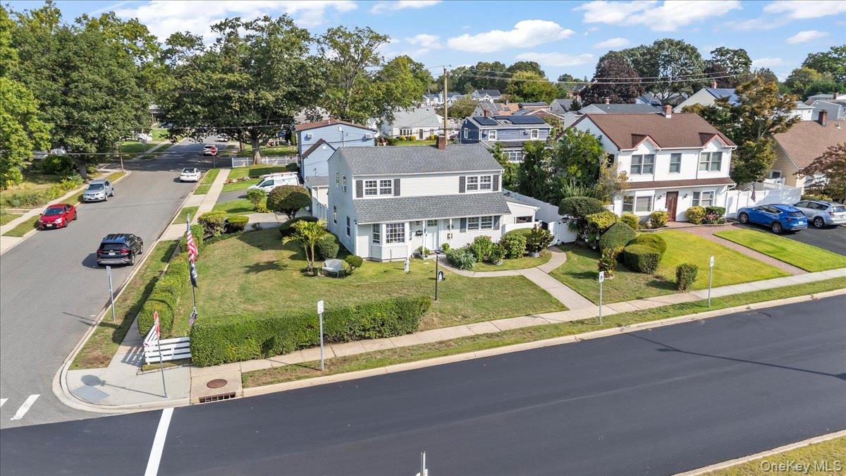 #1 photo, 109 Periwinkle Road, Levittown , NY 11756