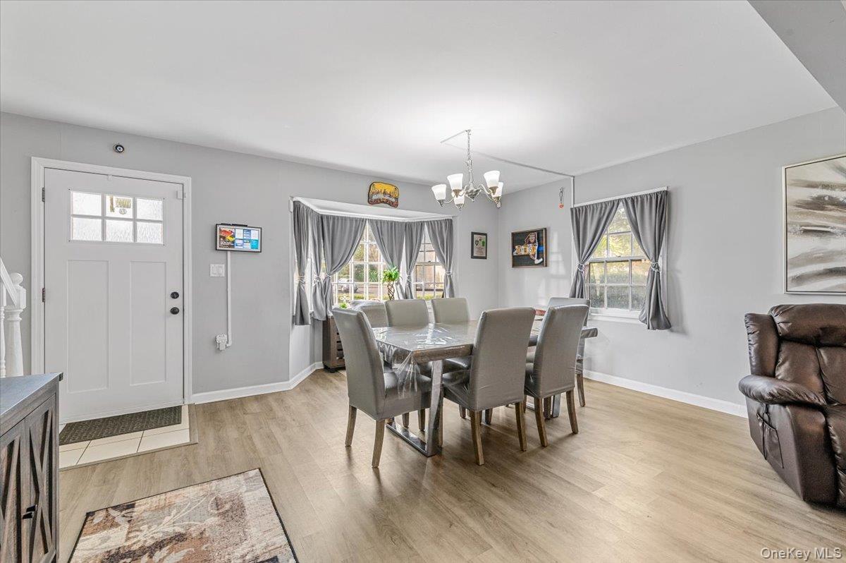 #15 photo, 109 Periwinkle Road, Levittown , NY 11756