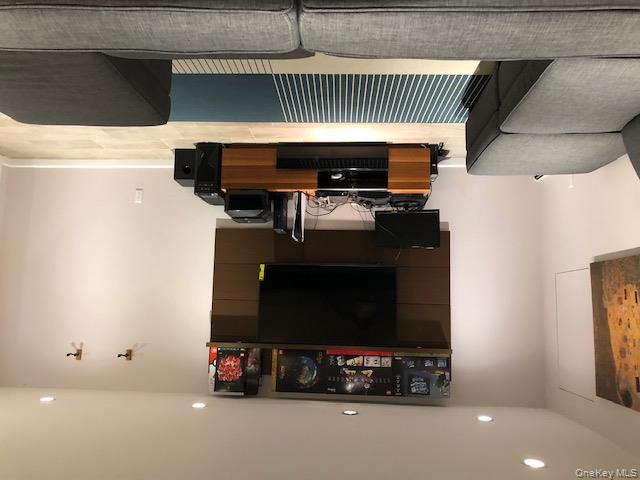 #11 photo, 12-31 Robin Lane, Bayside , NY 11360