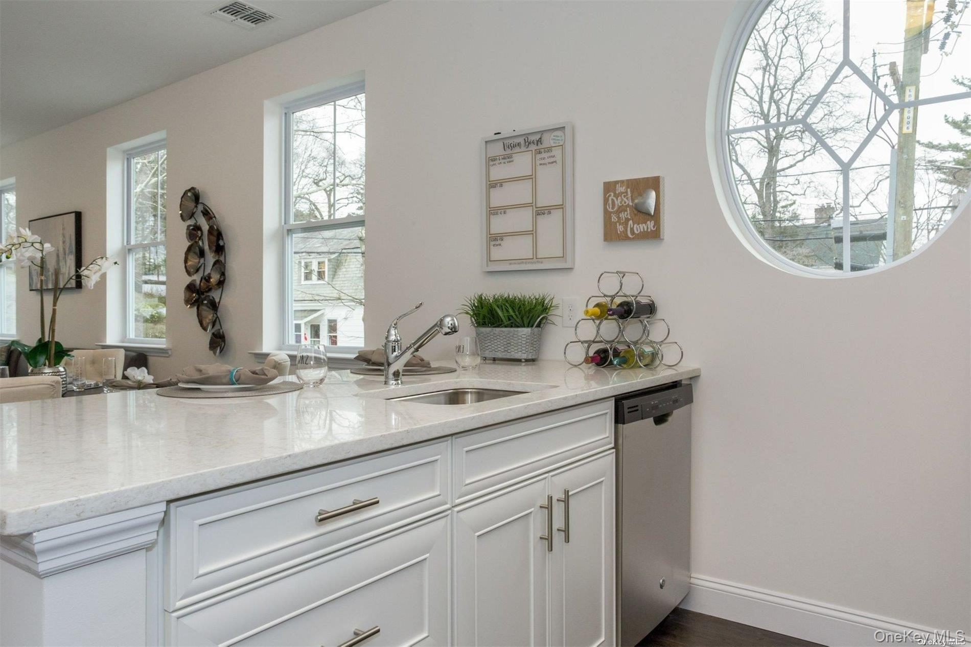 #14 photo, 1046 New York Avenue, Huntington Station , NY 11746