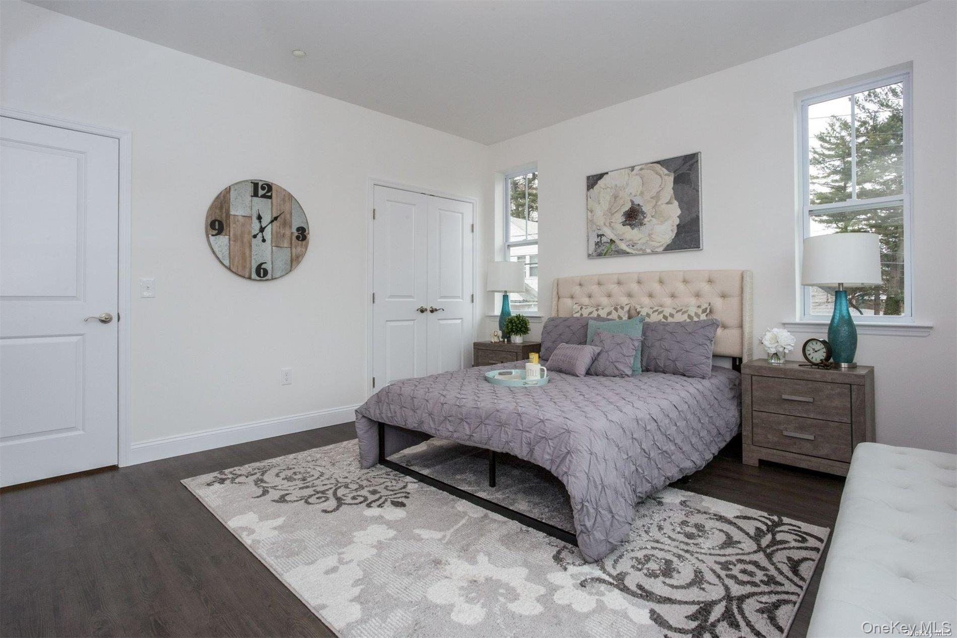 #16 photo, 1046 New York Avenue, Huntington Station , NY 11746