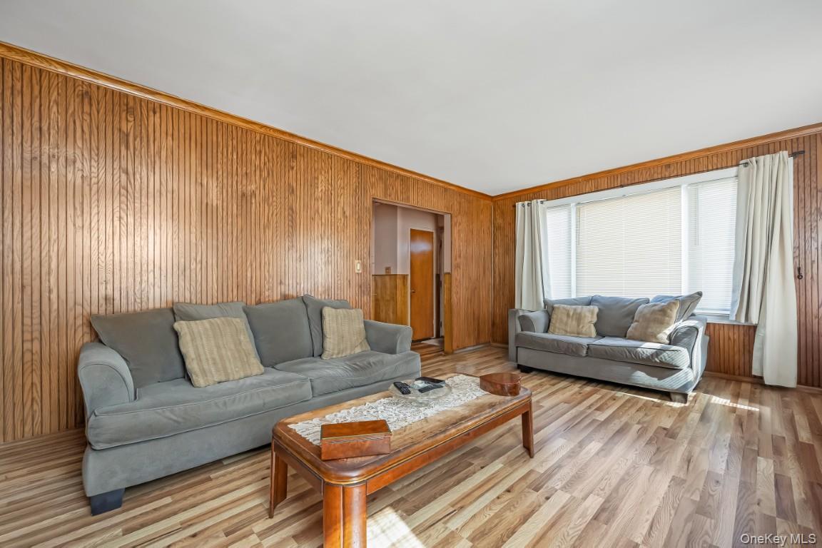 #3 photo, 67-72 78th Street, Middle Village , NY 11379