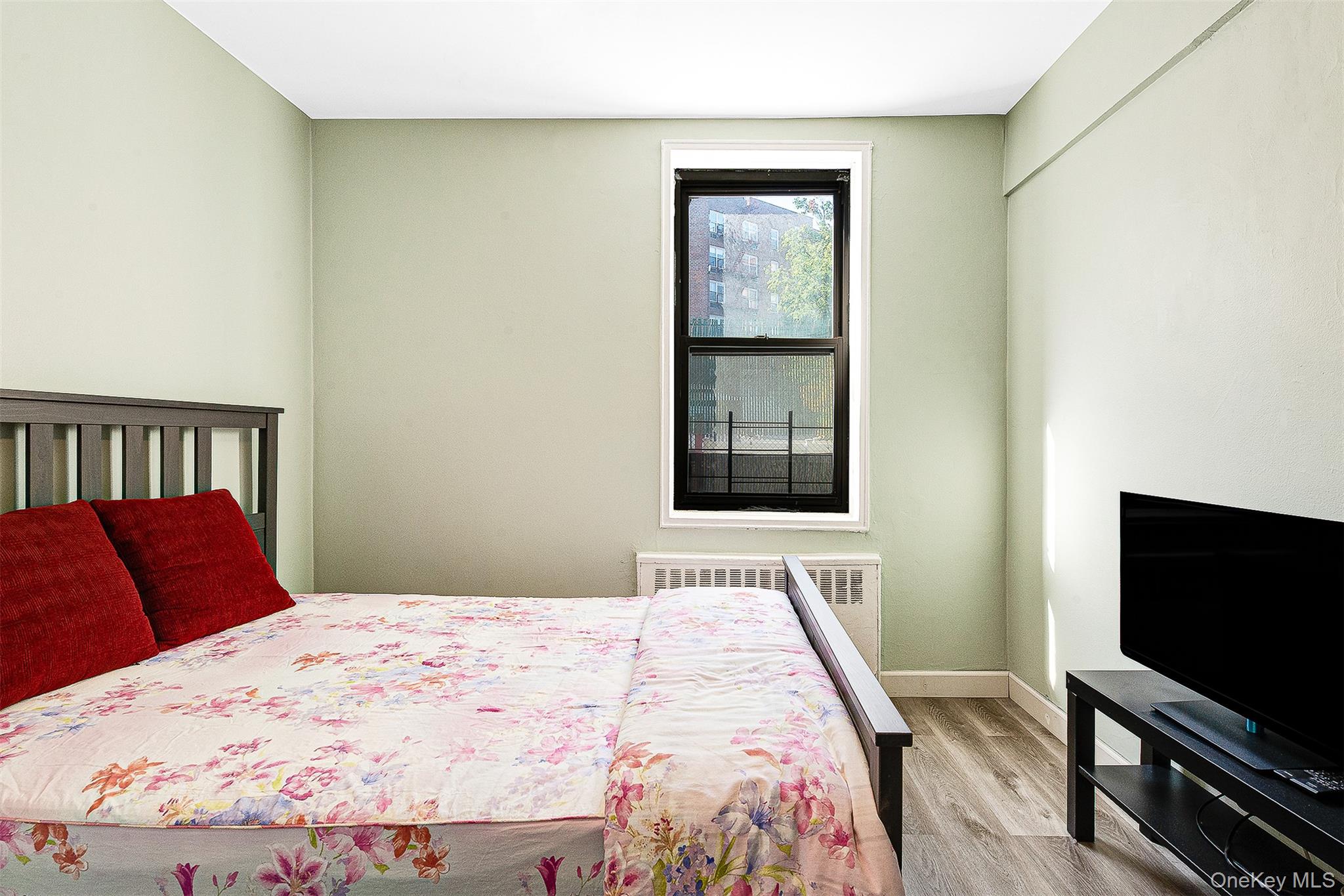 #18 photo, 96-09 67th Avenue, Rego Park , NY 11374