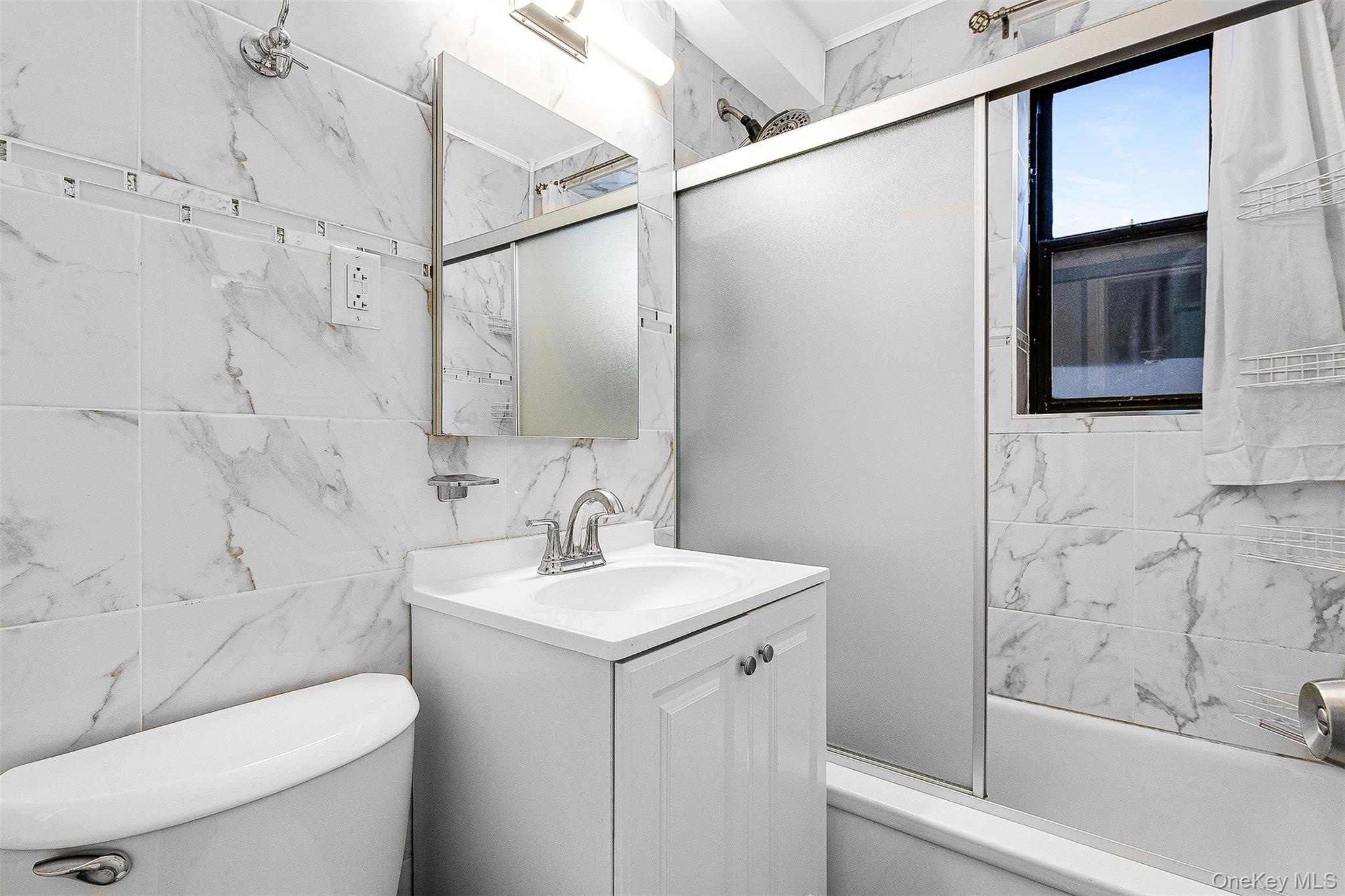 #20 photo, 96-09 67th Avenue, Rego Park , NY 11374