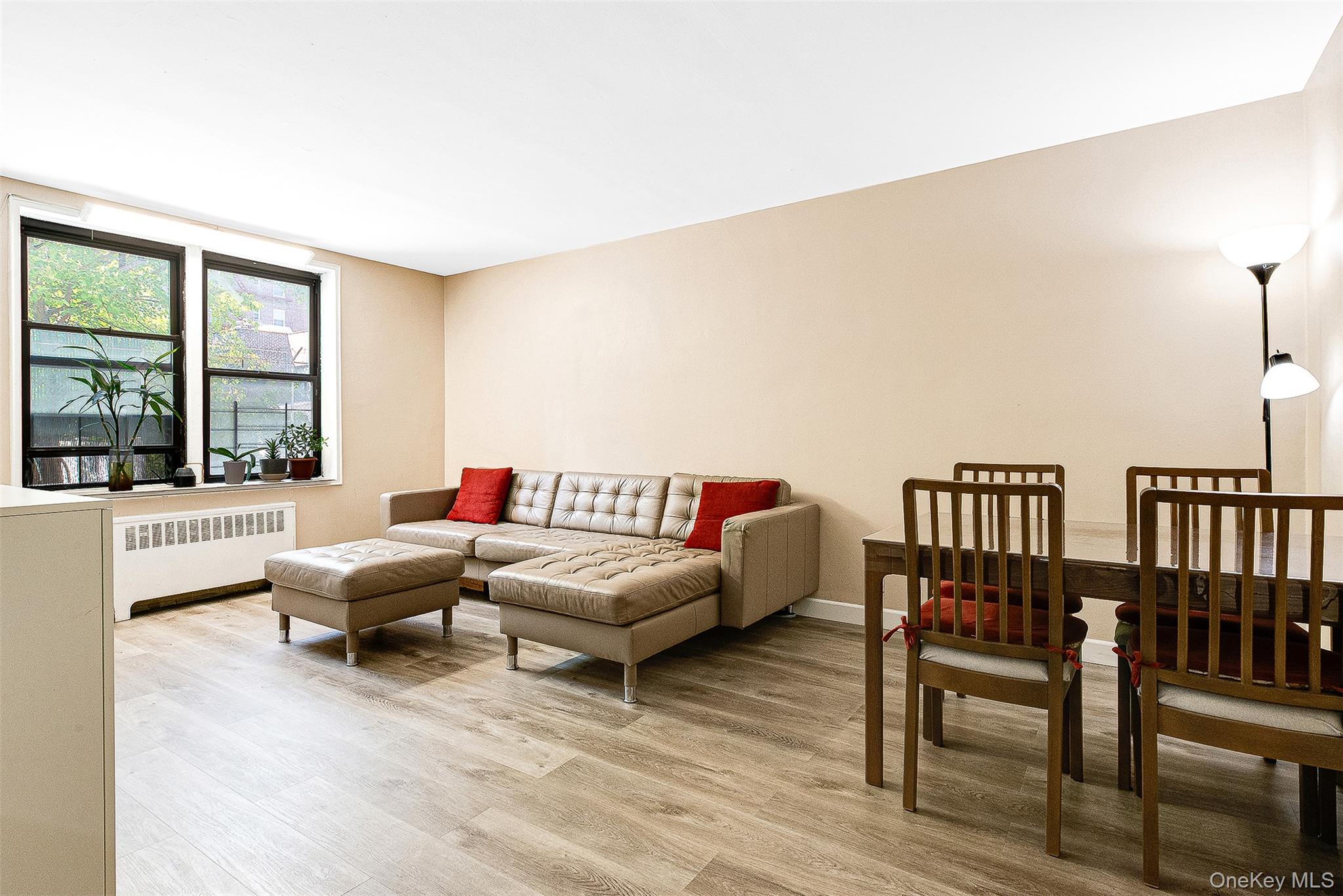 #7 photo, 96-09 67th Avenue, Rego Park , NY 11374