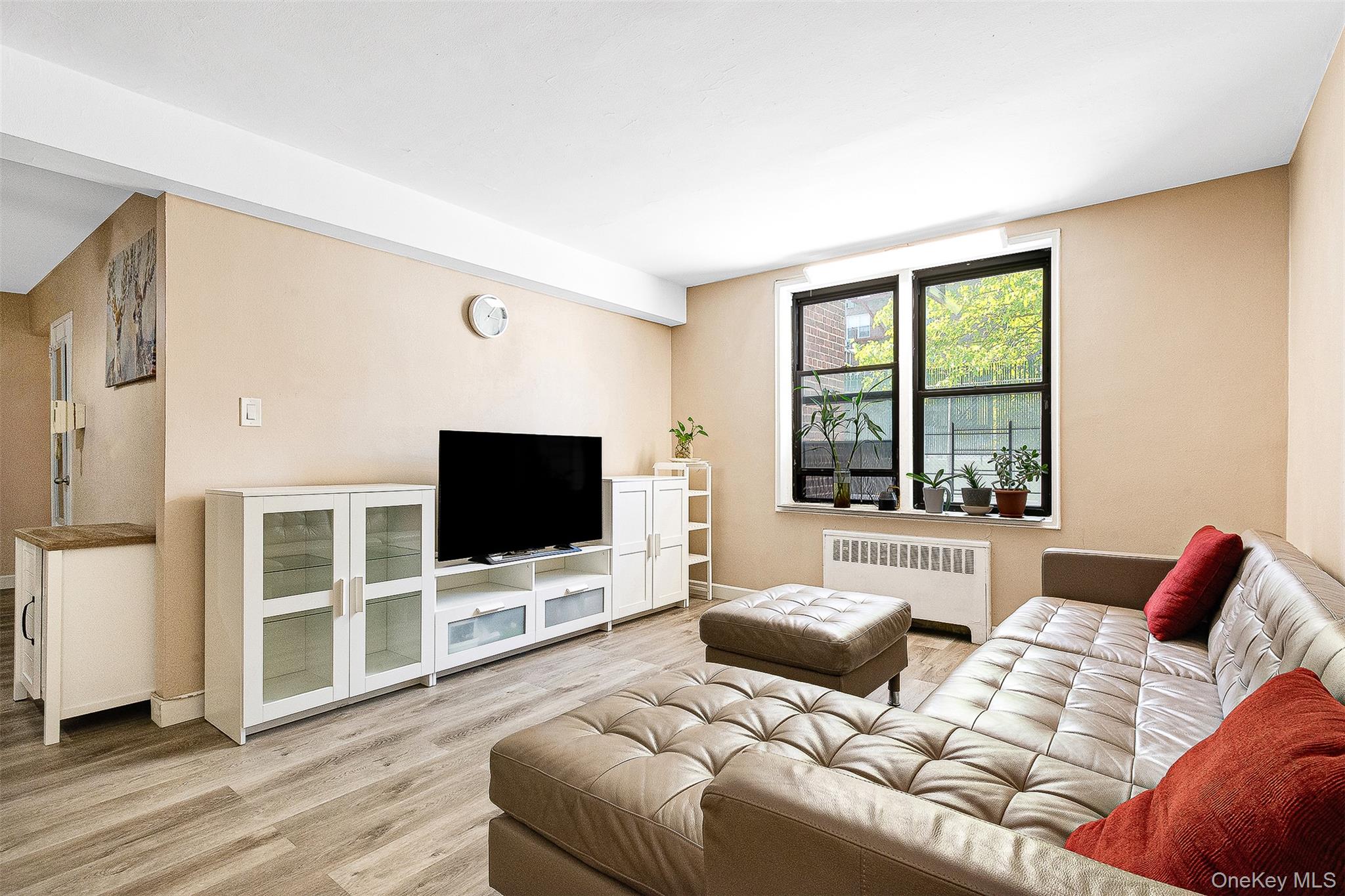 #9 photo, 96-09 67th Avenue, Rego Park , NY 11374