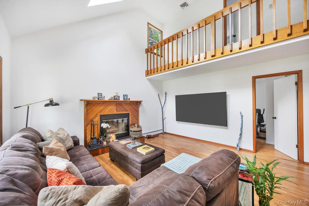 #5 photo, 46 -4 Oak Street, Centereach , NY 11720