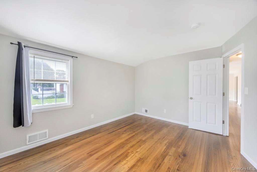 #16 photo, 191 Bergen Street, Port Jefferson Station , NY 11776