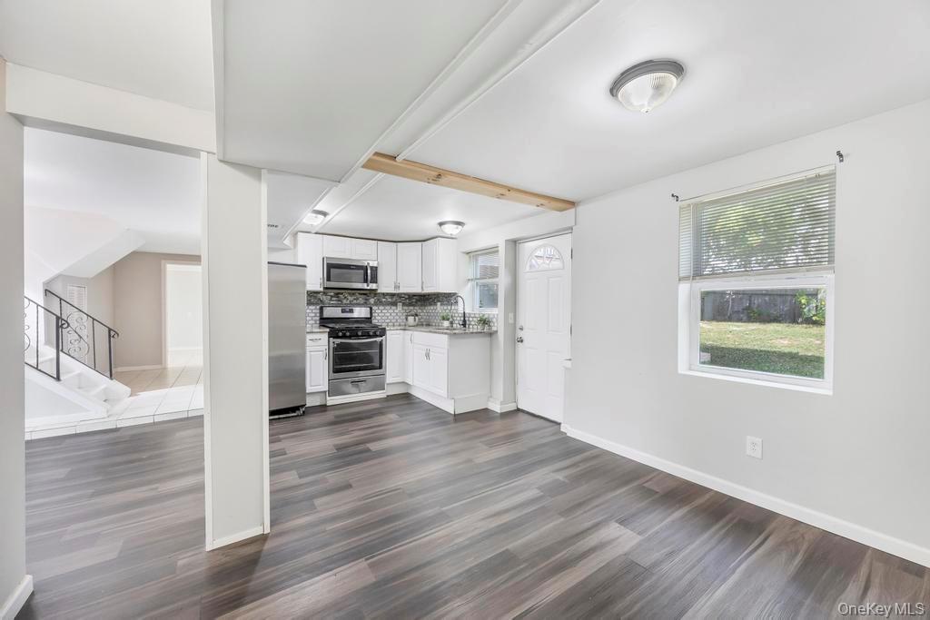 #18 photo, 191 Bergen Street, Port Jefferson Station , NY 11776