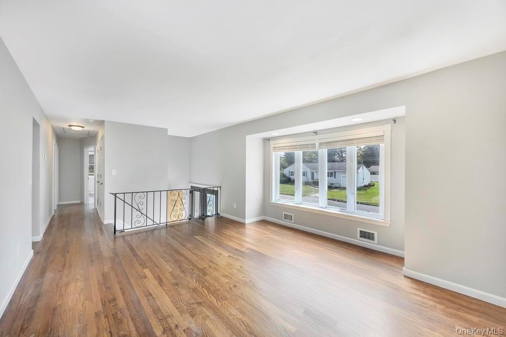 #6 photo, 191 Bergen Street, Port Jefferson Station , NY 11776