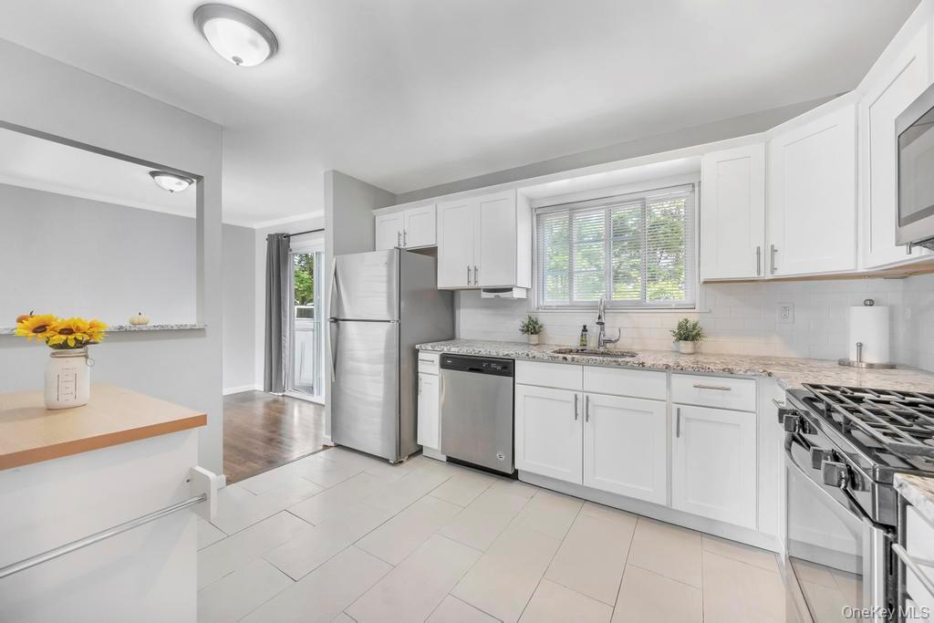 #9 photo, 191 Bergen Street, Port Jefferson Station , NY 11776